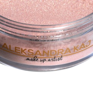 mineralny-rozswietlacz-do-twarzy-ciala-highlighter-marie-brocart-aleksandra-kaj-3