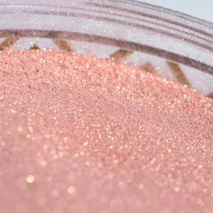 mineralny-rozswietlacz-do-twarzy-ciala-highlighter-marie-brocart-aleksandra-kaj